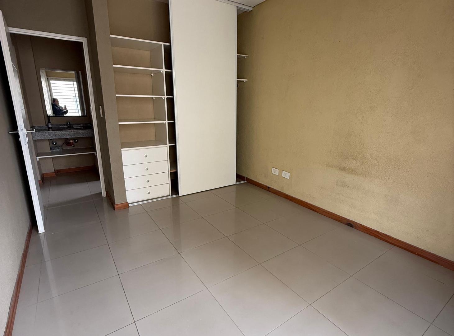 Foto de Departamento de 47 m² con 1 dormitorio en alquiler en San Fernando, imagen 2