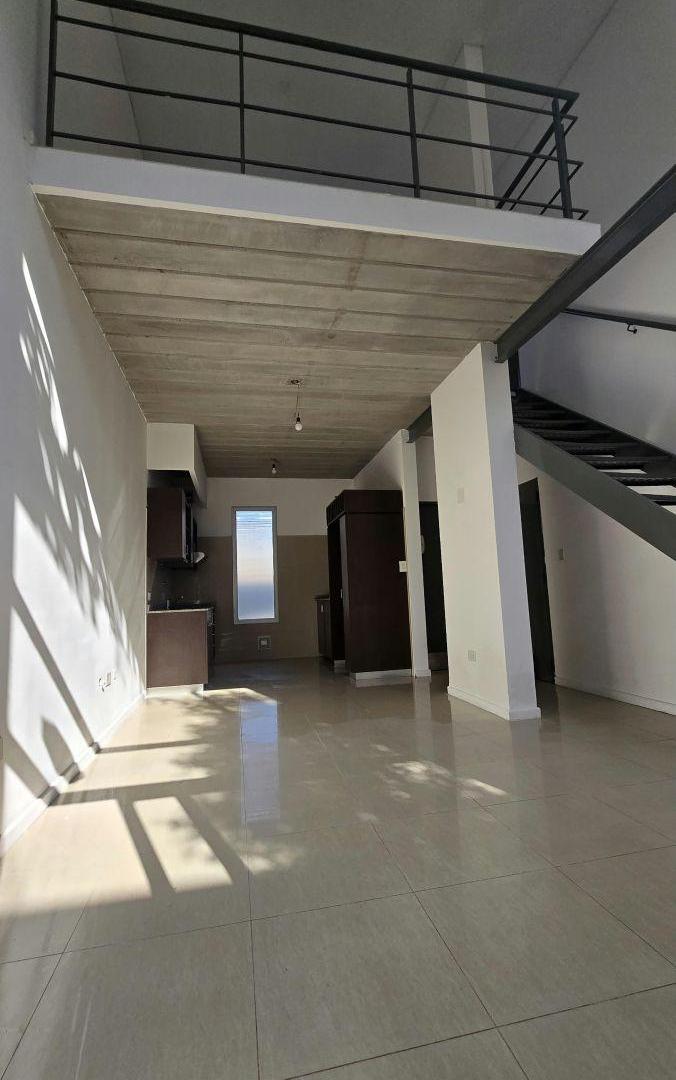 Foto de PH de 80 m² con 1 dormitorio en alquiler en Martínez, imagen 5