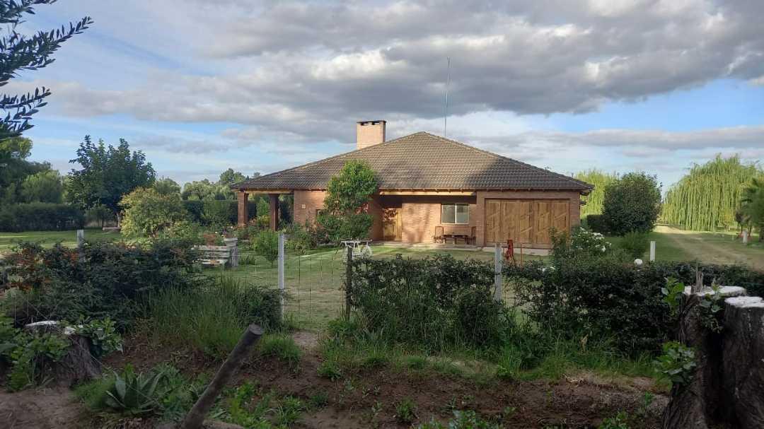 Vendo Casa y Quincho Fiestas San Rafael 3