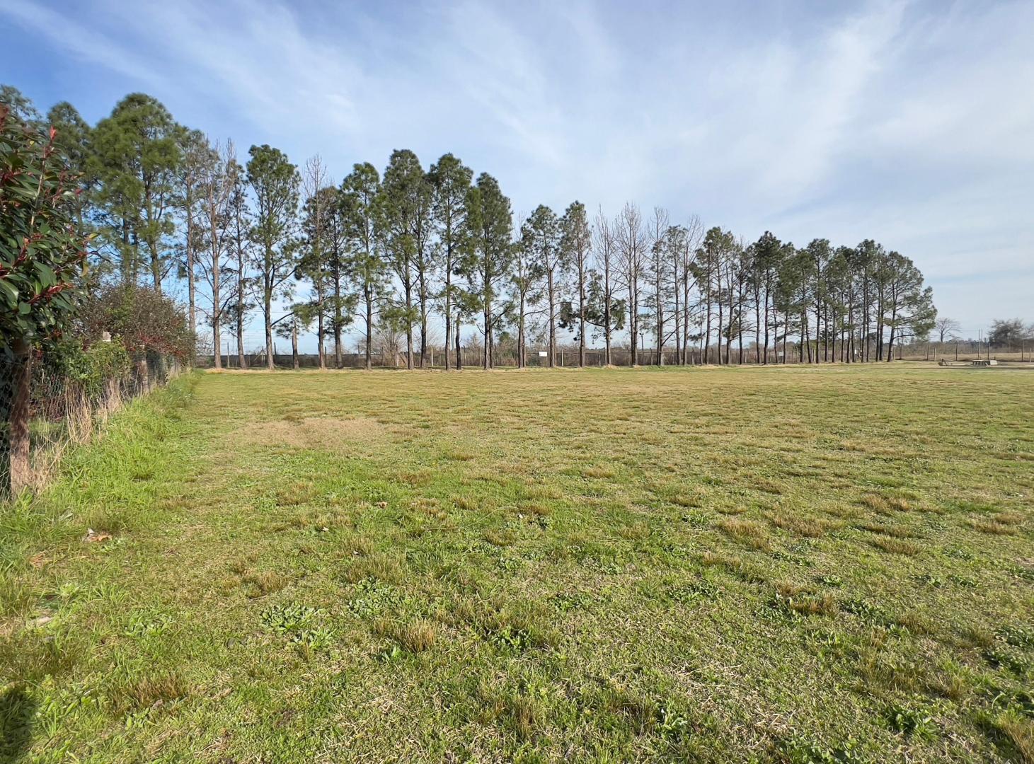 LOTE EN VENTA EN CLUB DE CAMPO SANTA CATALINA - OPEN DOOR - LUJAN