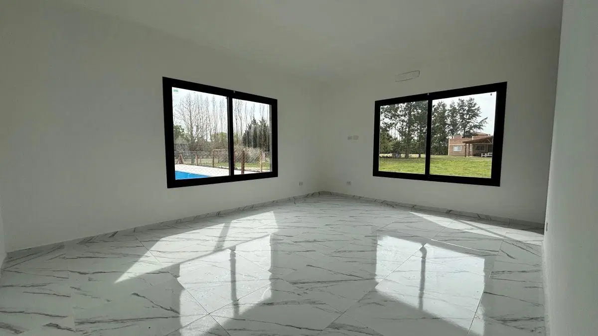 CASA A ESTRENAR - SANTA CATALINA -OPEN DOOR -LUJAN 4