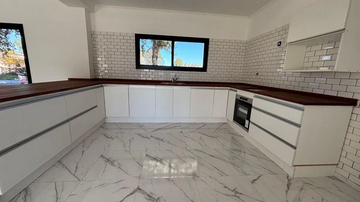 CASA A ESTRENAR - SANTA CATALINA -OPEN DOOR -LUJAN 3
