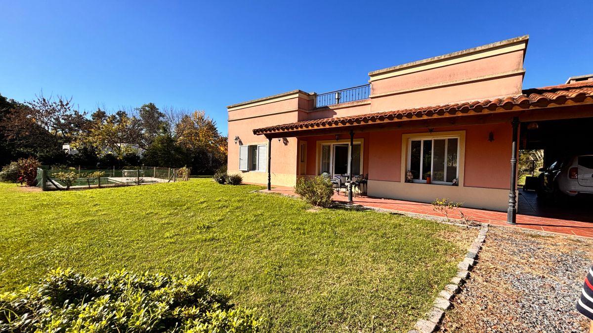 CASA EN ALQUILER ANUAL y/o VENTA- SANTA CATALINA - OPEN DOOR - LUJAN