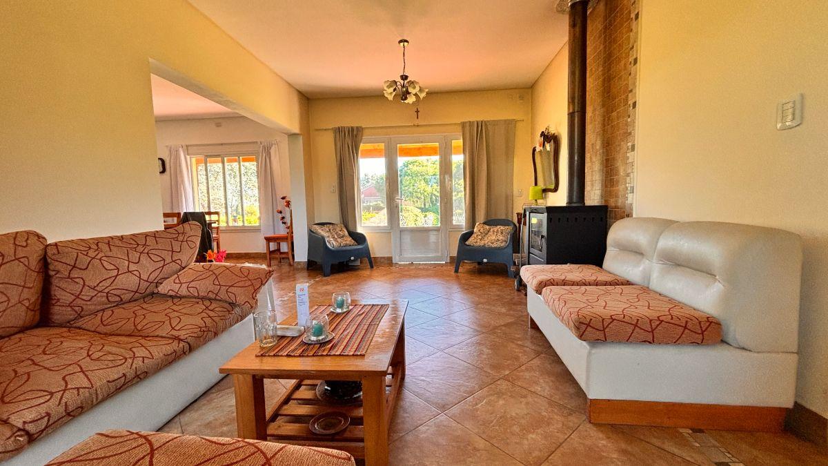 Foto de CASA EN ALQUILER ANUAL y/o VENTA- SANTA CATALINA - OPEN DOOR - LUJAN, imagen 2