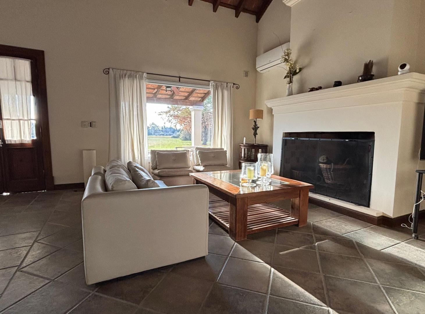Foto de CASA EN ALQUILER ANUAL - SANTA CATALINA - LUJAN, imagen 4