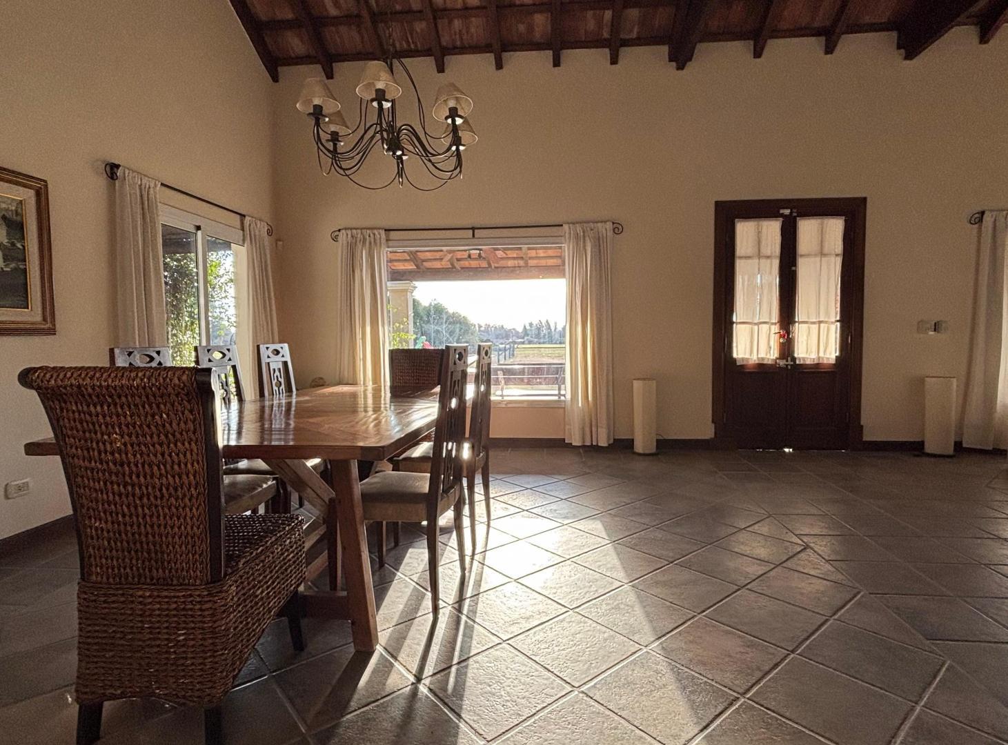 Foto de CASA EN ALQUILER ANUAL - SANTA CATALINA - LUJAN, imagen 5