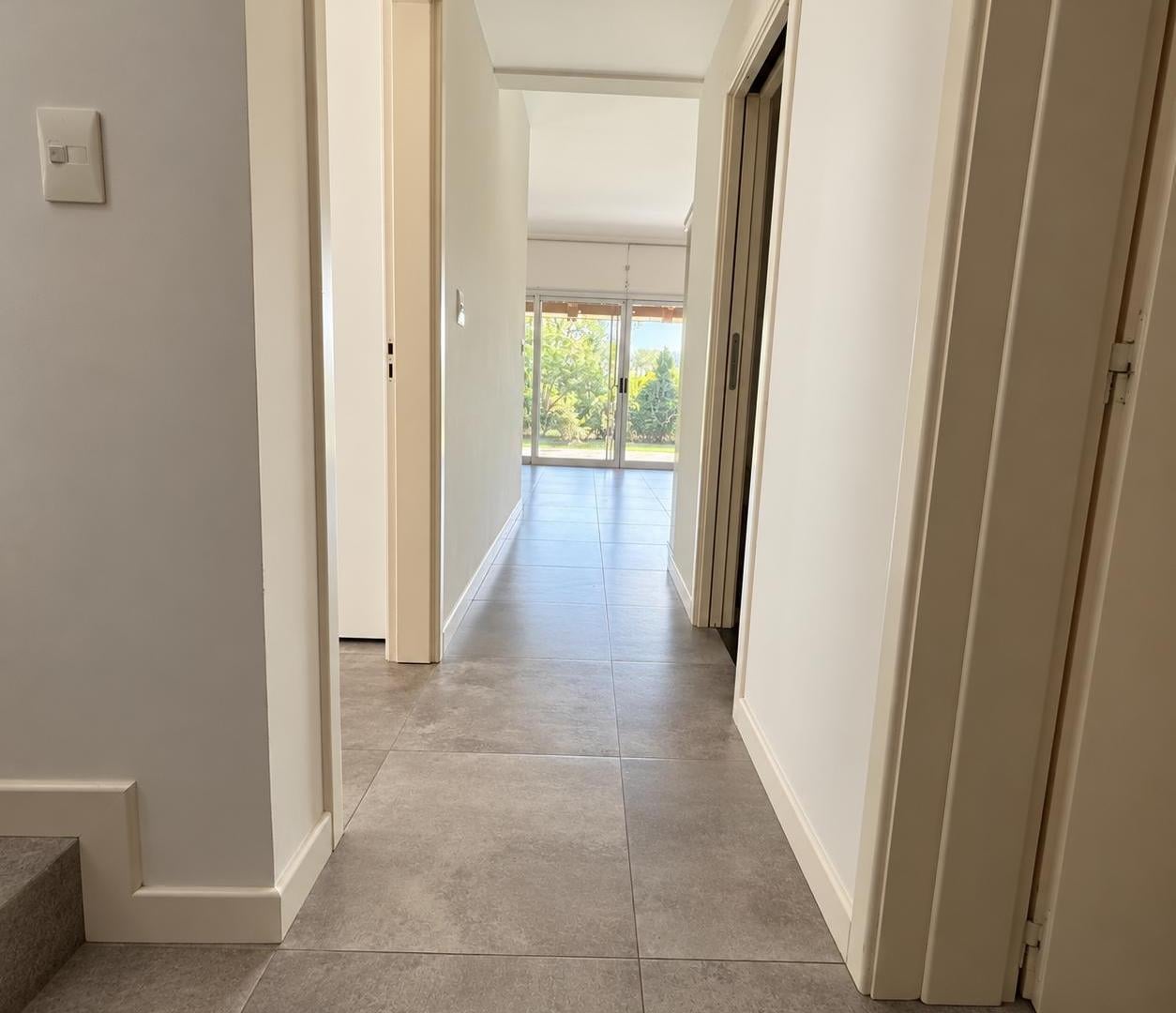 Foto de CASA EN ALQUILER ANUAL SIN MUEBLES - ESTANCIAS DEL RIO - ESTANCIAS DEL, imagen 2