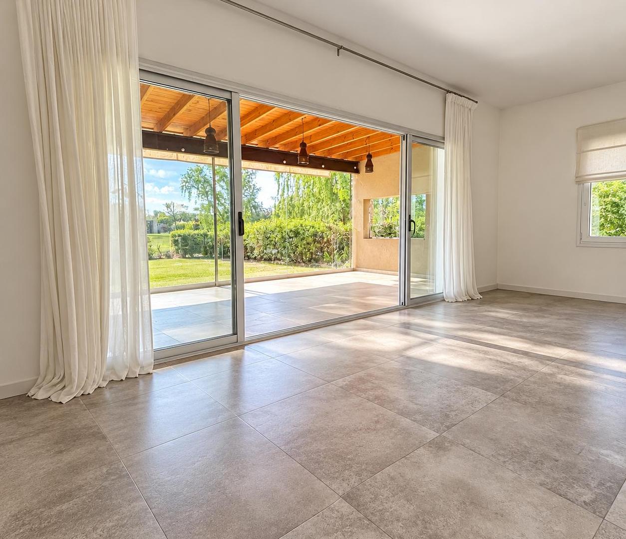 Foto de CASA EN ALQUILER ANUAL SIN MUEBLES - ESTANCIAS DEL RIO - ESTANCIAS DEL, imagen 3