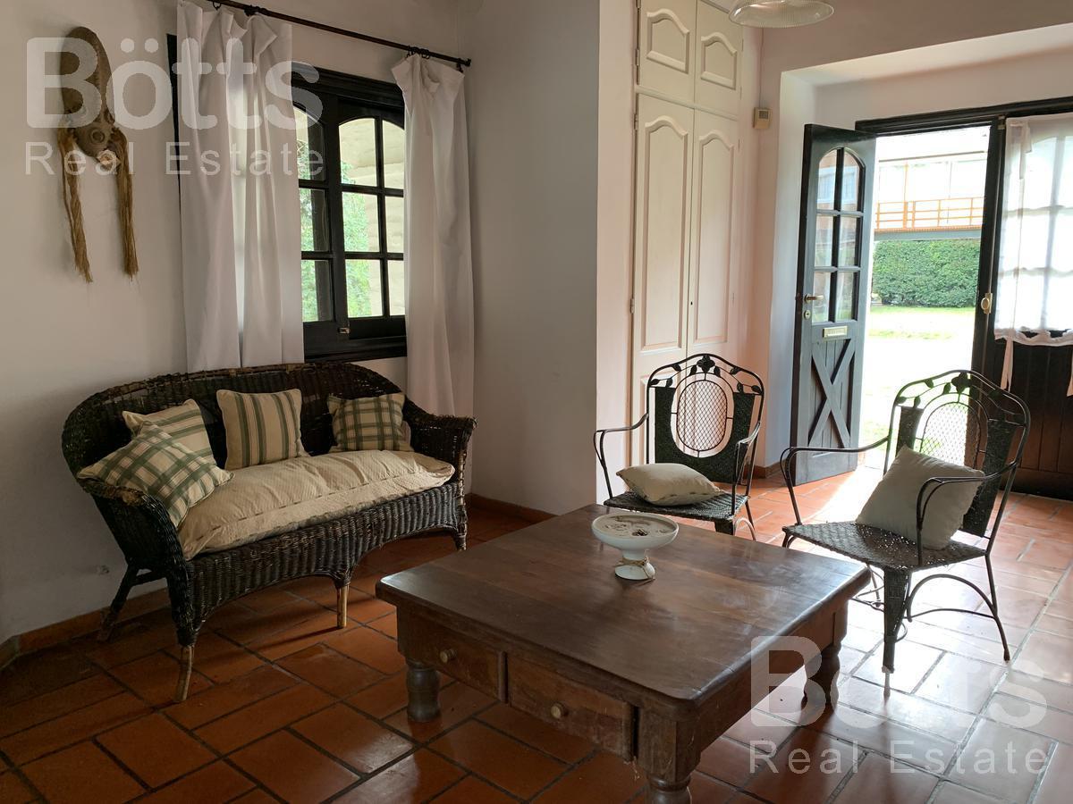 Casa con Gran piscina y parque - Country Banco Provincia