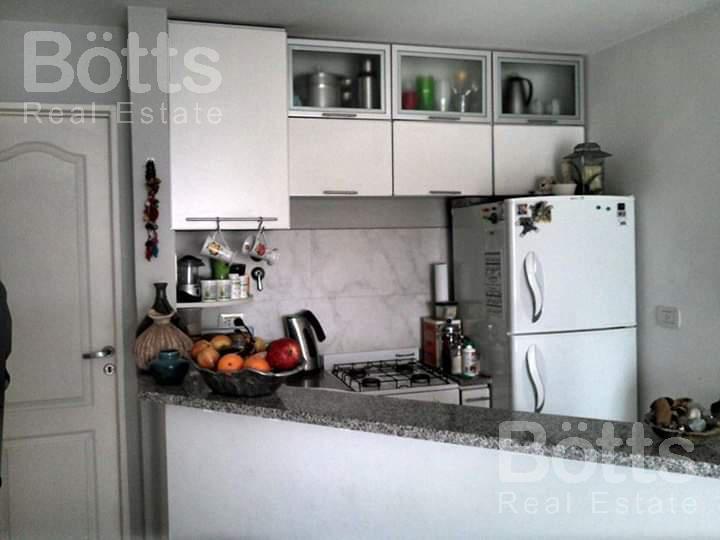 2 Ambientes con Balcon, Cochera y Baulera, X Escalera Acepta Permuta m del Plata 3