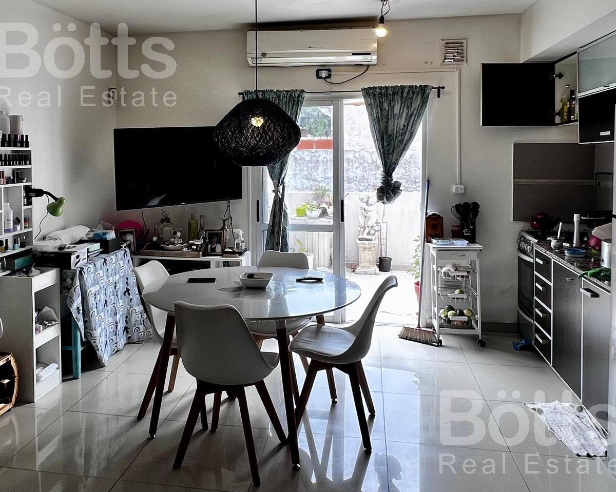 Venta Triplex 2 Amb con Terraza Parrilla Propia Monte Castro 2