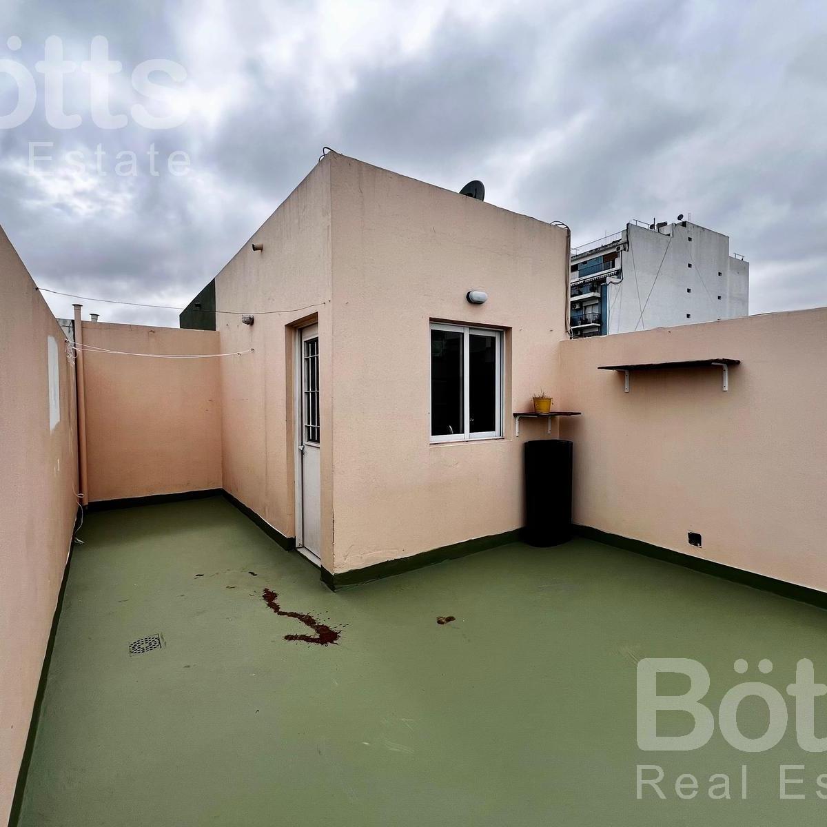 Venta Triplex 2 Amb con Terraza Parrilla Propia Monte Castro 5