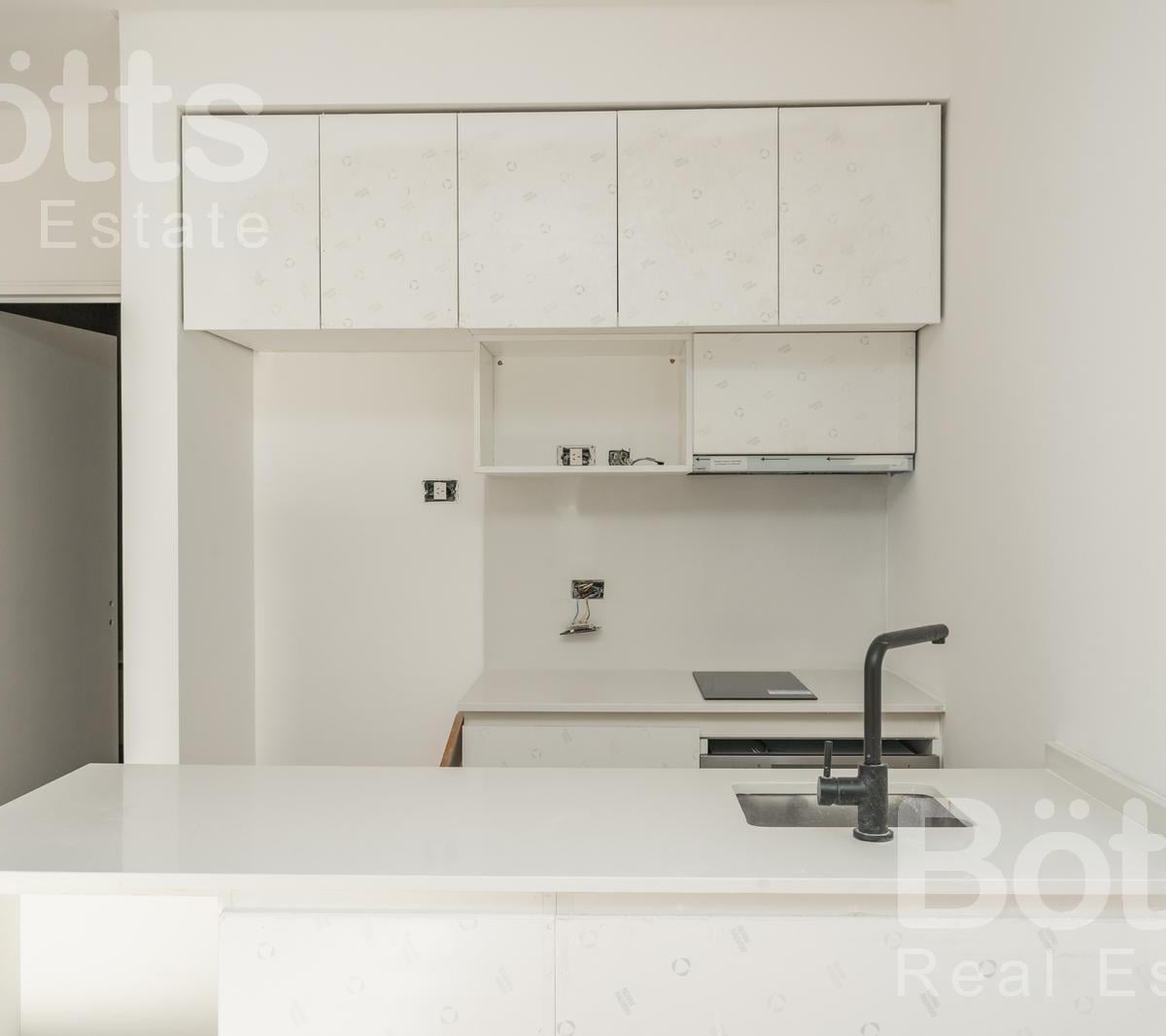 Foto de Hermoso departamento de dos ambiente al contra-frente y balcón, imagen 3