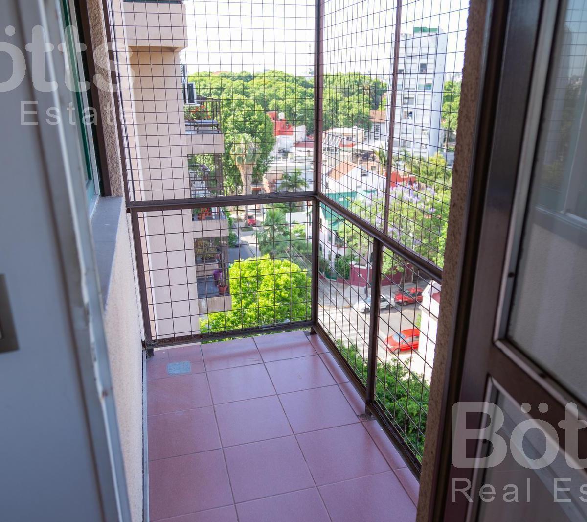 Departamento Hermoso de 3 Ambientes, Balcon Al Frente y Cochera 5