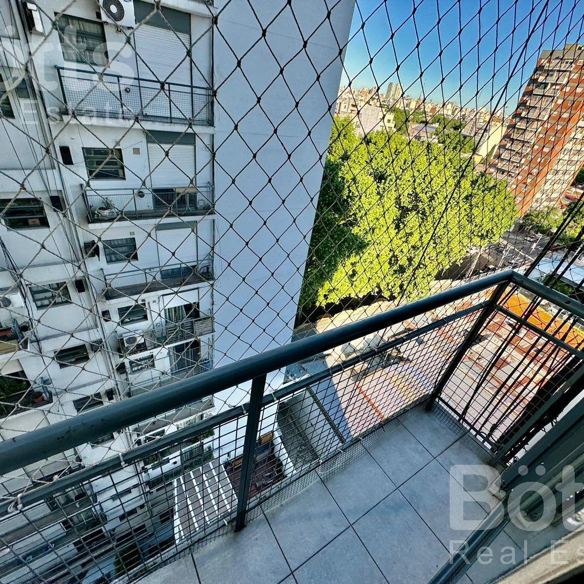 Venta Departamento 2 Amb 40 m Balcon Cochera y Baulera - Villa Gral Mitre 4
