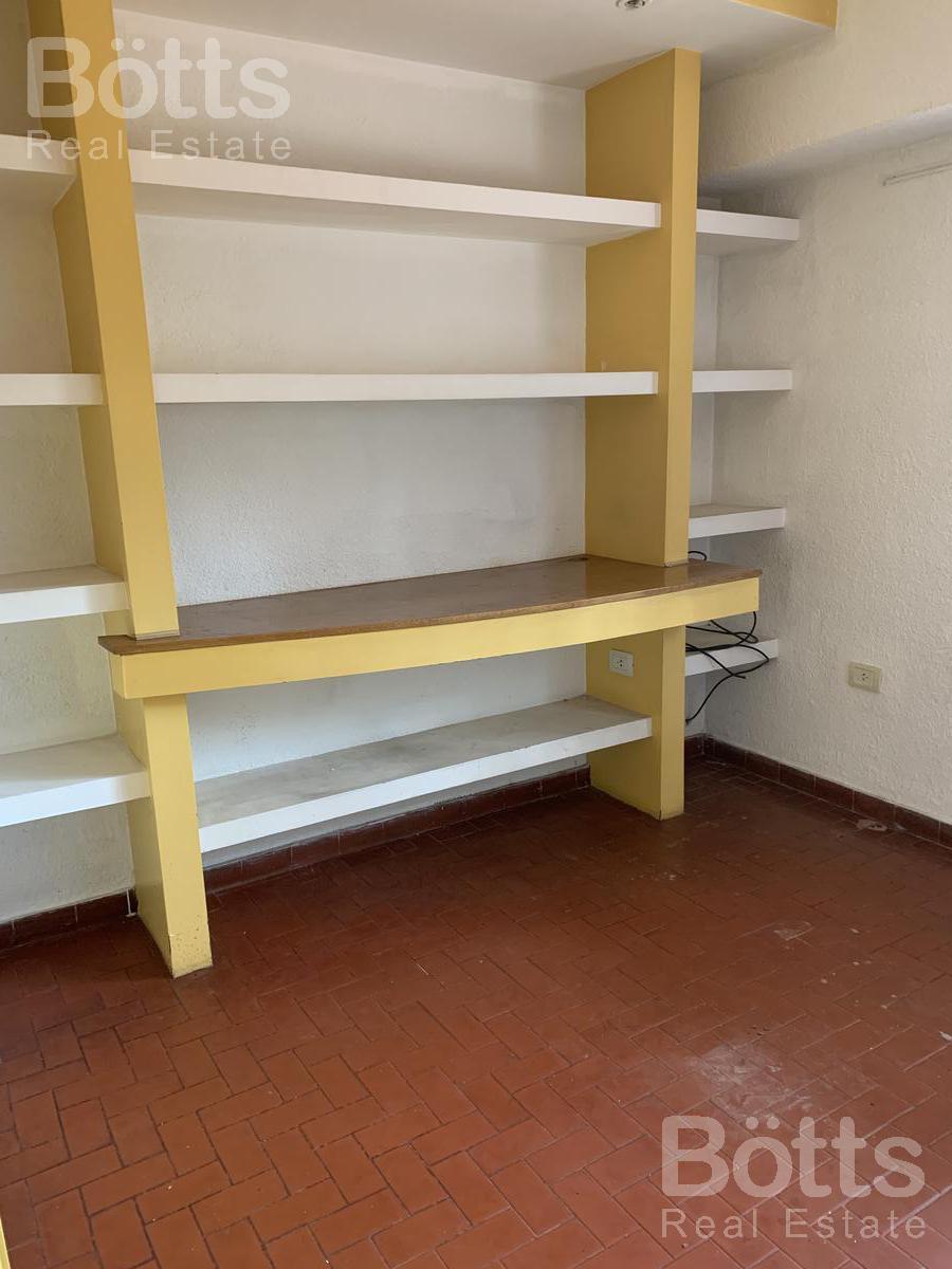 Venta Departamento con Excelente Ubicación - Moreno 1