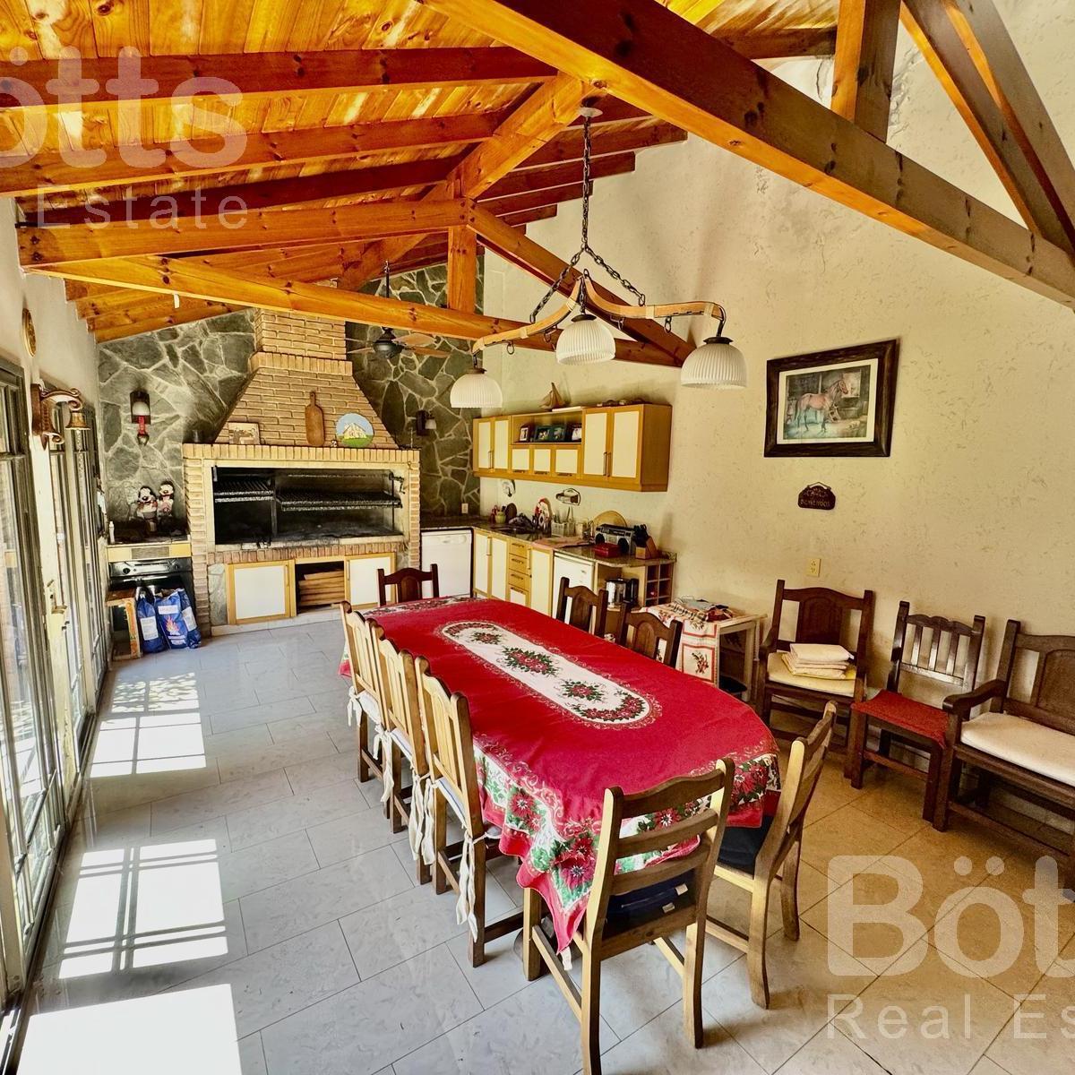 Casa en Versailles / Villa Real 3