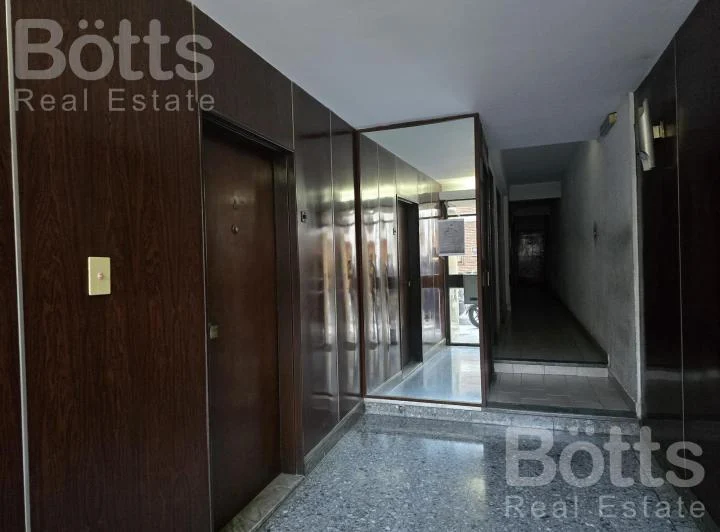 Alquiler- Departamento 2 ambientes- Luminoso- Apto Profesional 4