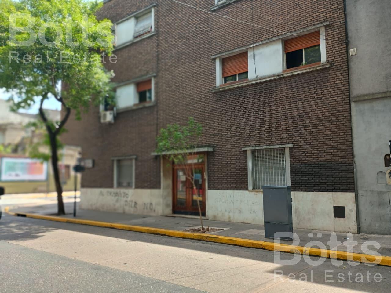 MONO AMBIENTE DIVISIBLE EN VENTA 2DO PISO POR ESCALERA