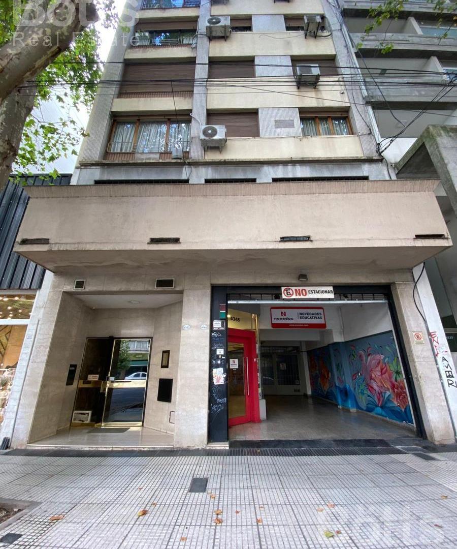 VENTA DE EXCELENTE DEPARTAMENTO, CUATRO AMBIENTES