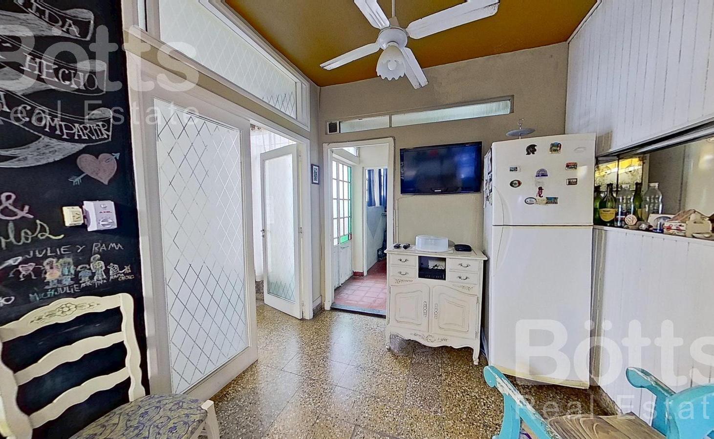 PH 4 ambientes con patio y 2 cocheras | Todo en planta baja