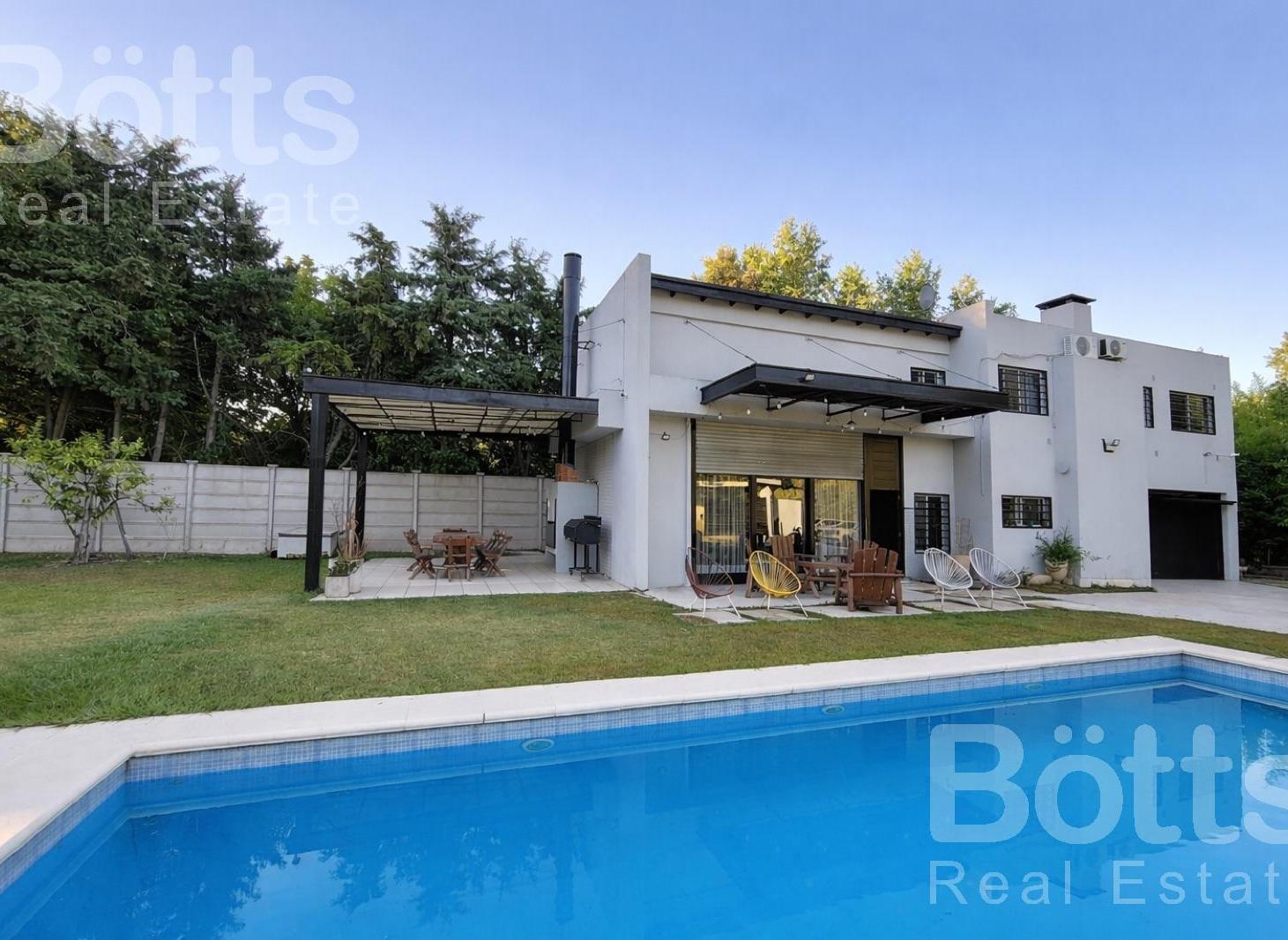 Casa en Venta - Francisco Alvarez