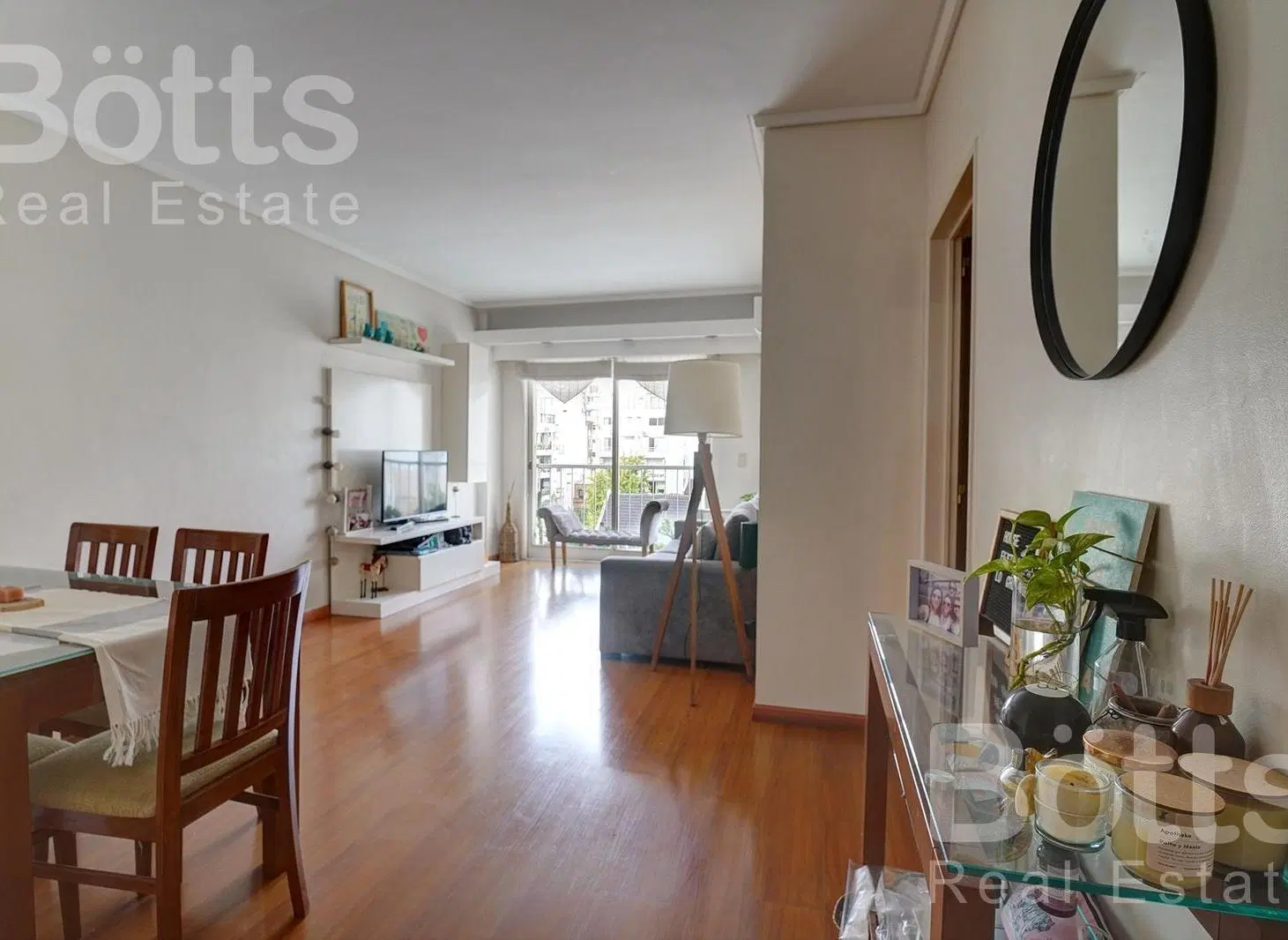 VENTA SEMIPISO 4 AMB CON COCHERA CABALLITO PARQUE CENTENARIO 2