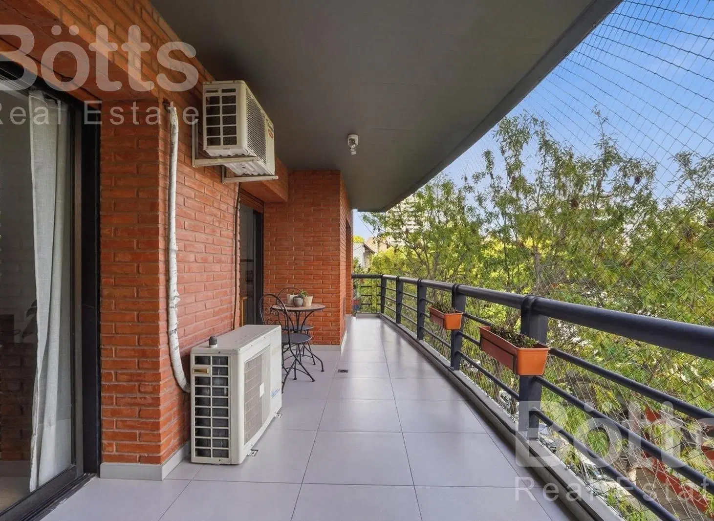 Venta depto 3 amb con cochera y pileta Las Cañitas , Palermo 2