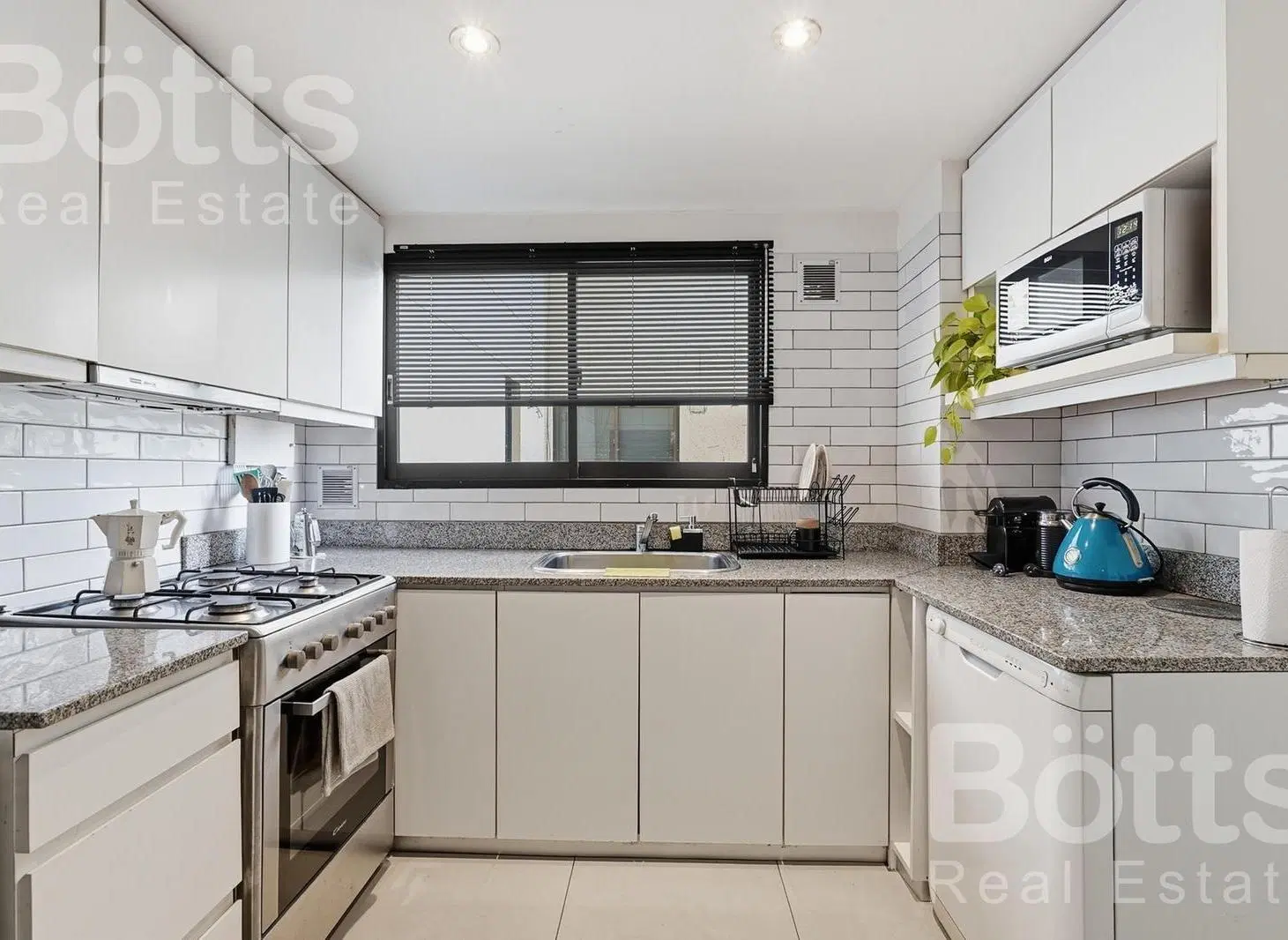 Venta depto 3 amb con cochera y pileta Las Cañitas , Palermo 4