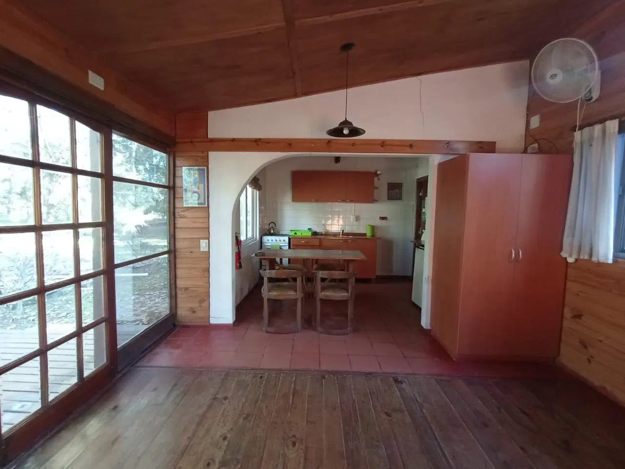 VENTA DE ISLA DE 4HA CON 4 CABAÑAS, MUELLE, QUINCHO, PILETA Y PARRILLA INDIVIDUALES, IDEAL INVERSOR 5