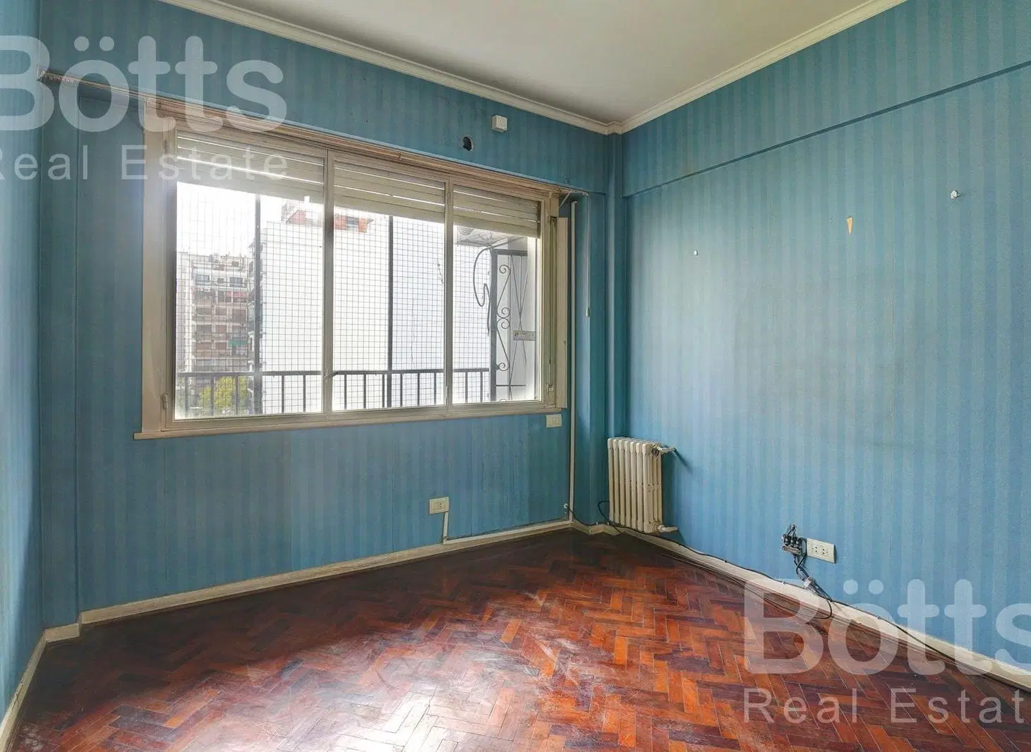 VENTA DEPTO 3 AMB CON DEPENDENCIA ALMAGRO 3