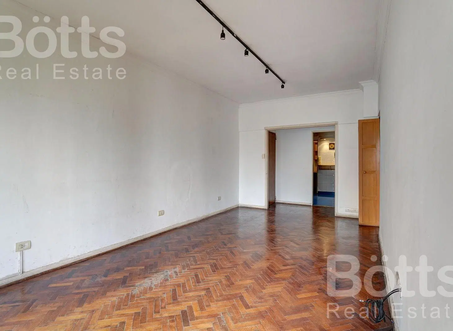 VENTA DEPTO 3 AMB CON DEPENDENCIA ALMAGRO 4