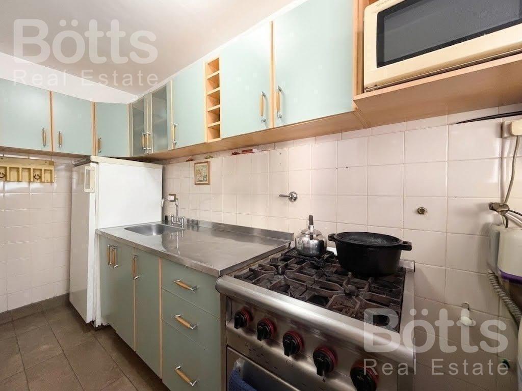 Impecable 3 Amb- Balcón-Cochera-APTO PROFESIONAL-Piso Alto-Pura luz y conectividad