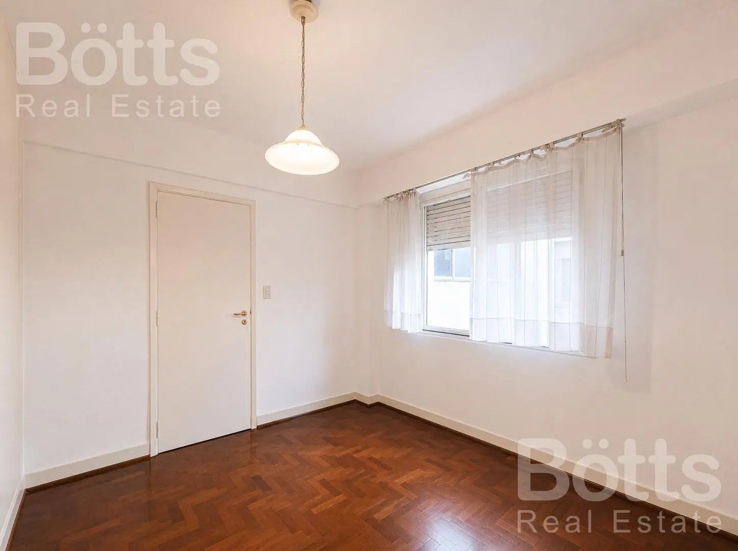 Alquiler departamento 2 ambientes.   Amplio y luminoso. Ideal para Estudiante. Villa Crespo 3