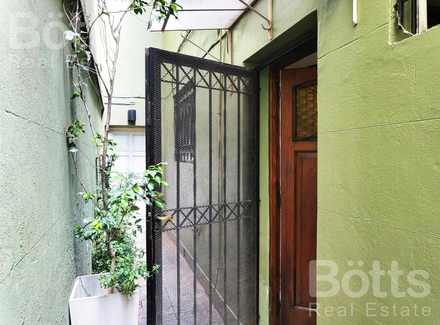Foto de VENTA PH - PALERMO VIEJO - A REFACCIONAR - 4 AMBIENTES - TERRAZA C/, imagen 1
