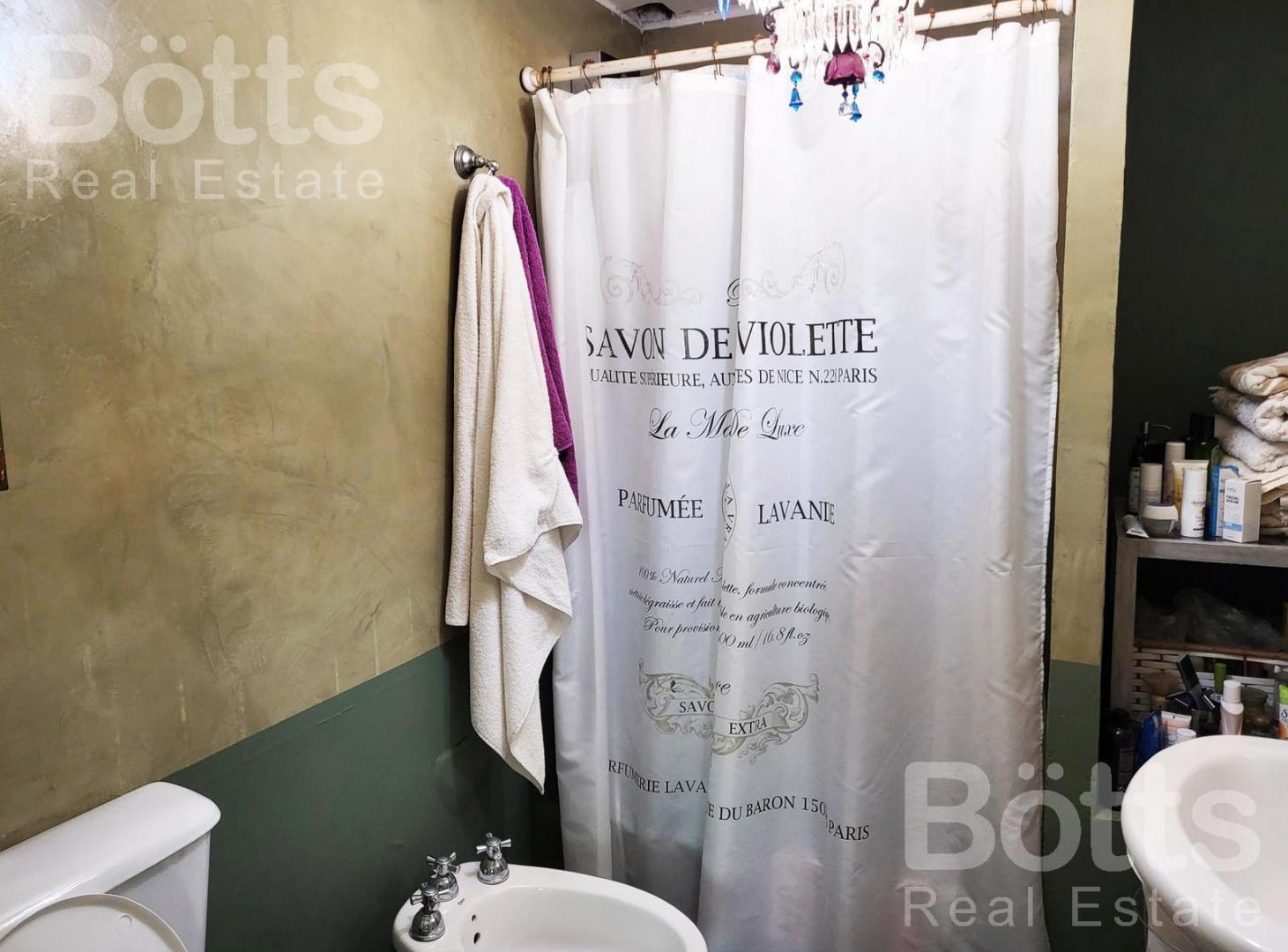 Foto de VENTA PH - PALERMO VIEJO - A REFACCIONAR - 4 AMBIENTES - TERRAZA C/ PARILLA, imagen 5
