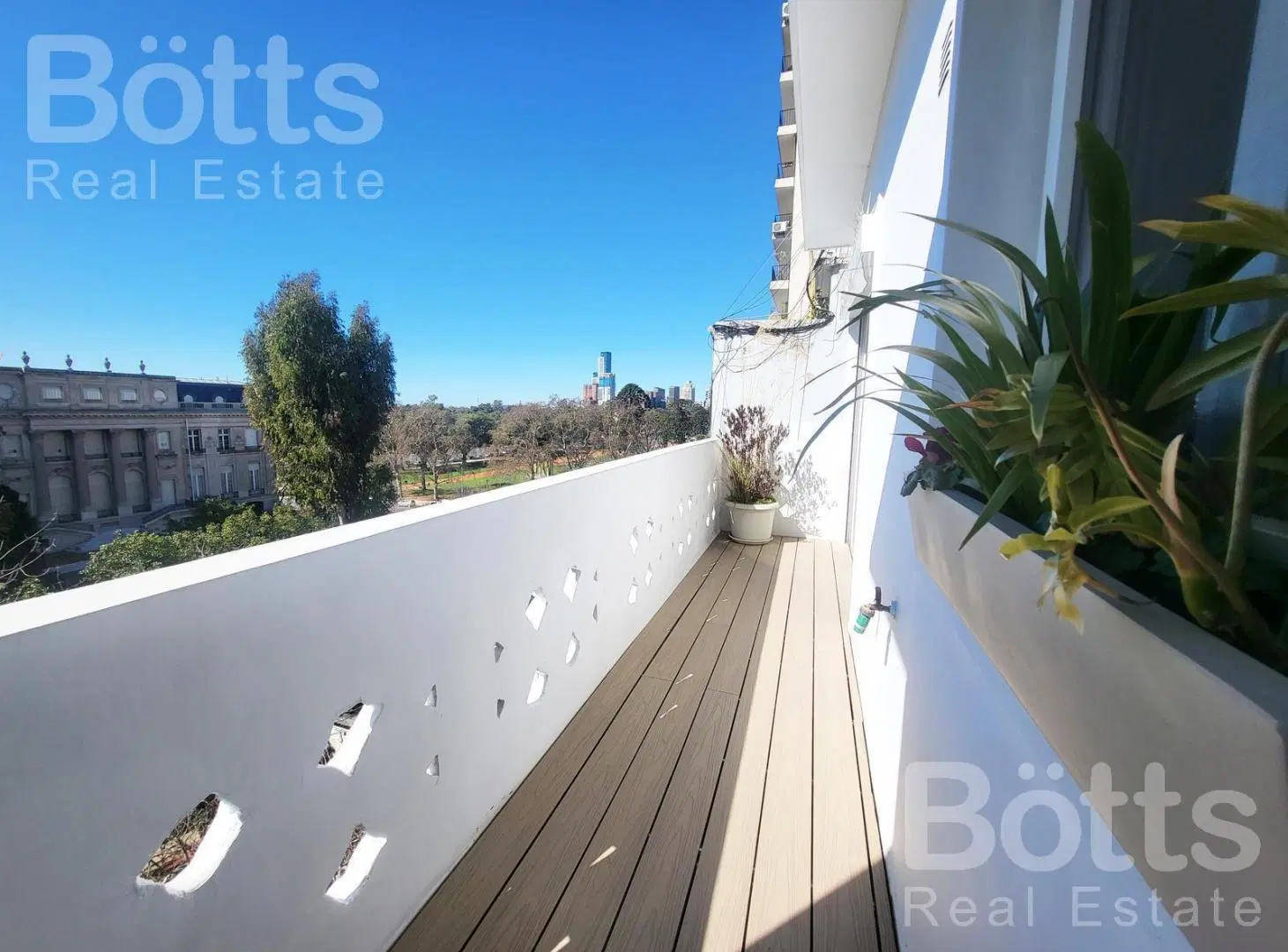 VENTA  DEPARTAMENTO -PALERMO NUEVO - 3 AMBIENTES -  SEXTO PISO -  99,50 M2 CON BALCON 2