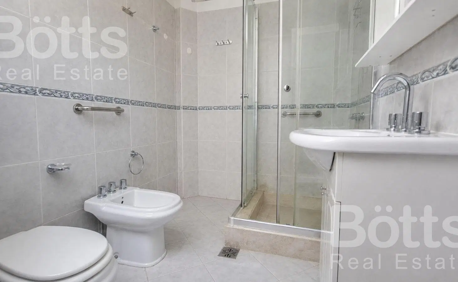 Semipiso con dep | Apto Profesional | Ideal vivienda, Estudios, Consultorios o Coworking | 4
