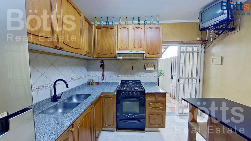 OPORTUNIDAD PH 4 AMBIENTES CON PATIO Y TERRAZA APTO CREDITO 4