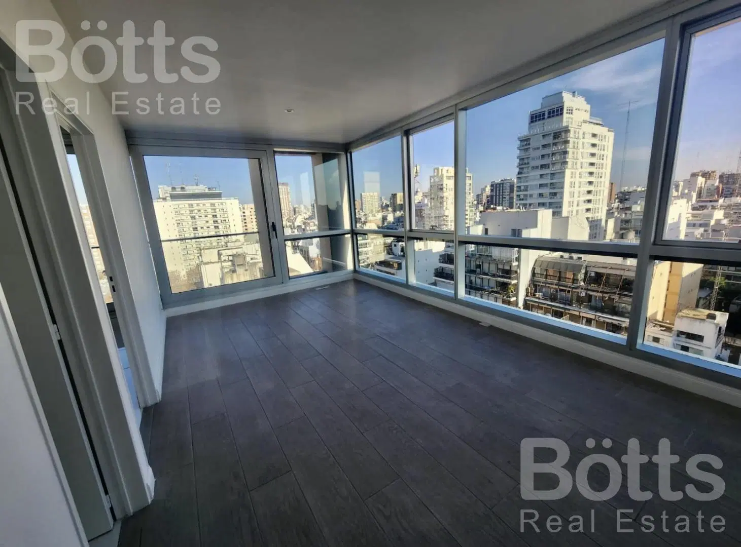 Luminoso, Balcón, Vista Abierta, Amenities, Seguridad 24 hrs 1