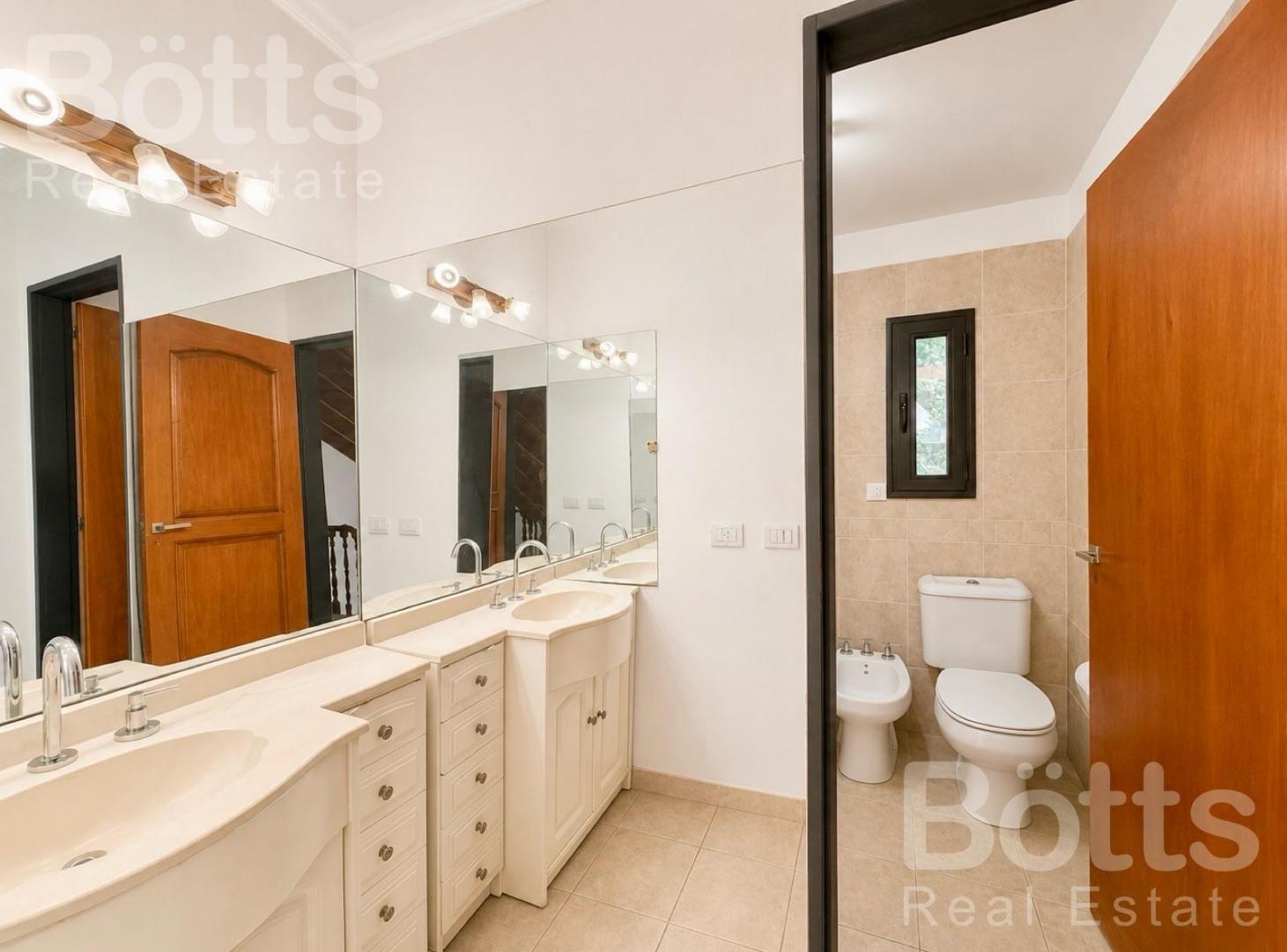 Foto de Casa en Venta en Country Banco Provincia, imagen 1