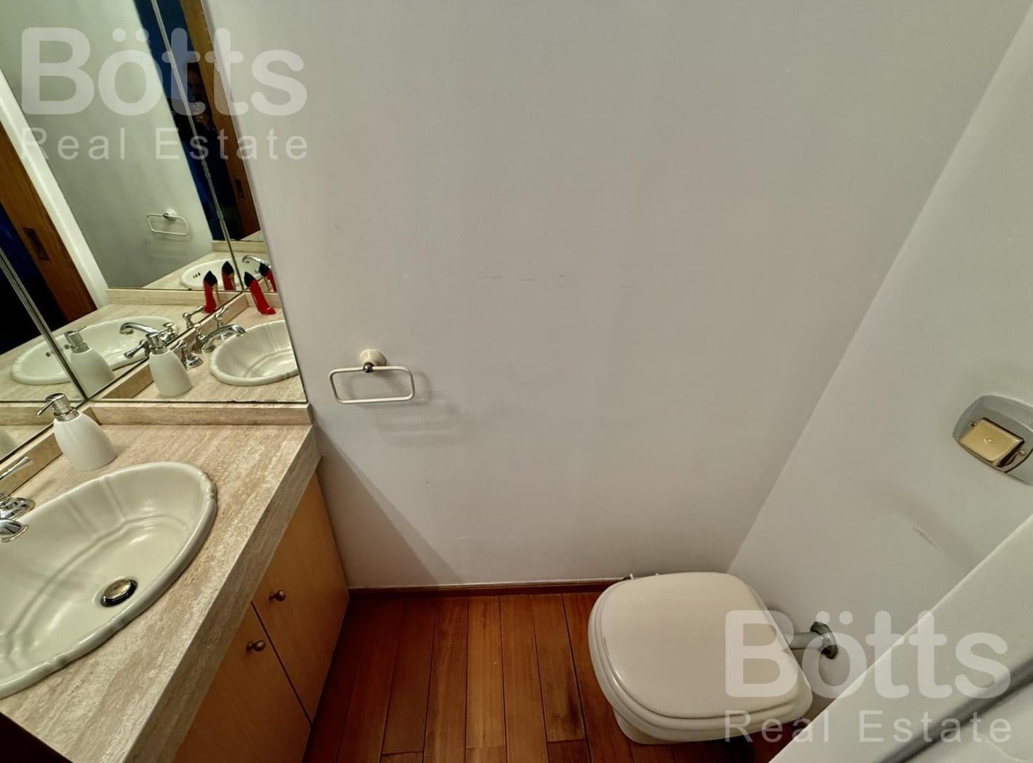 Foto de Alquiler Piso de 4 ambientes sin muebles, balcón aterrazado al frente y, imagen 3