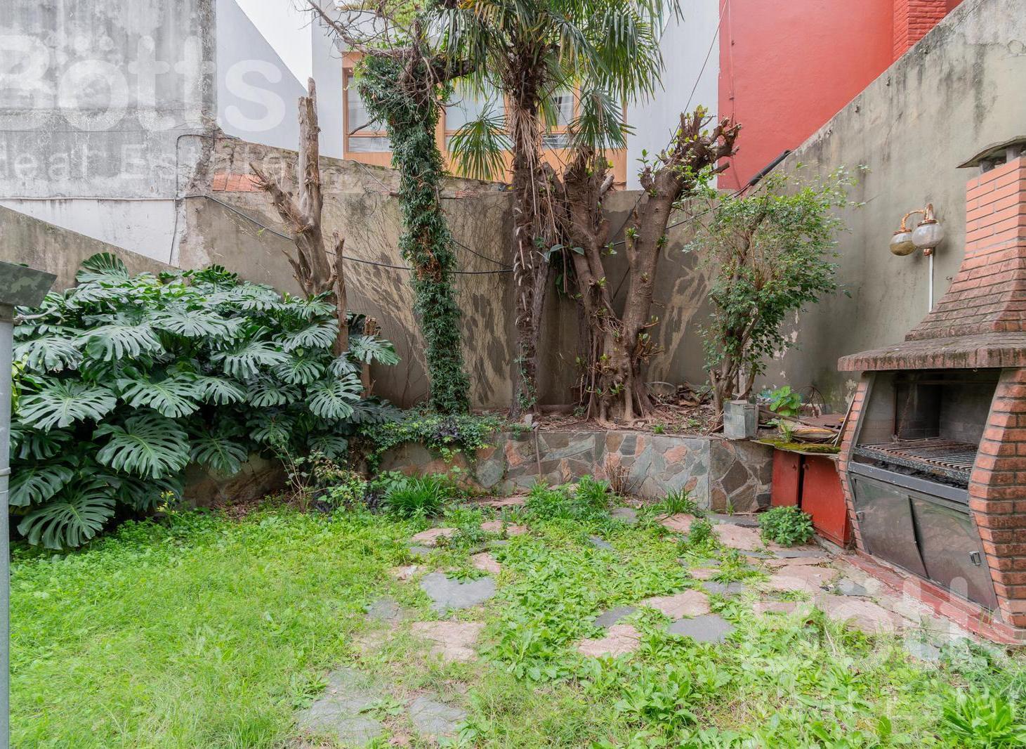 Foto de Jardín Propio de 86m² - Depto 3 Amb en PB, Caballito, imagen 1