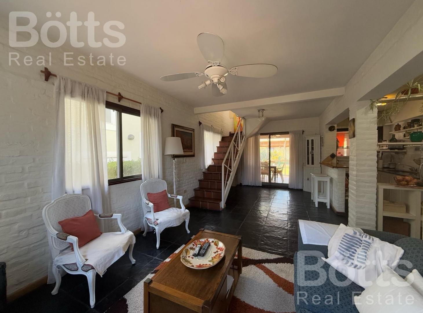 Foto de Casa en Venta en Country Banco Provincia - ACEPTA PERMUTA, imagen 1