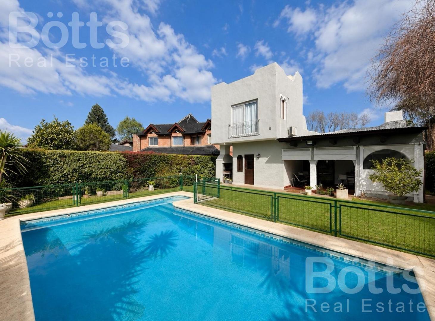 Foto de Casa en Venta en Country Club Banco Provincia, imagen 2