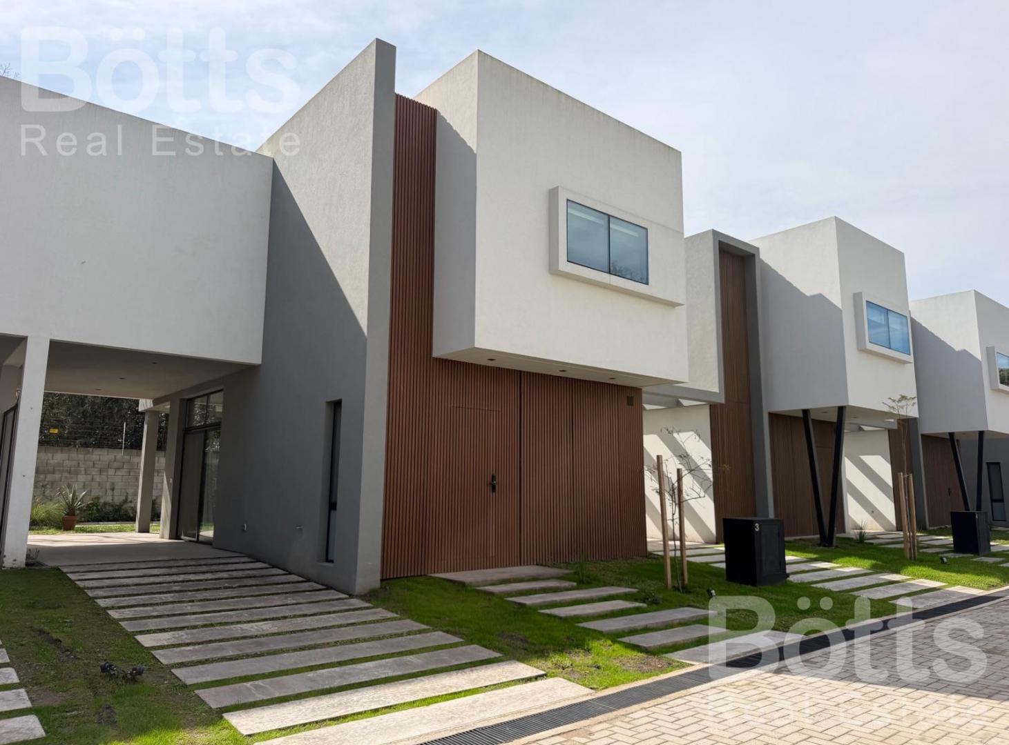 Foto de Casa en Barrio Parque Leloir - Complejo Constancia, imagen 2