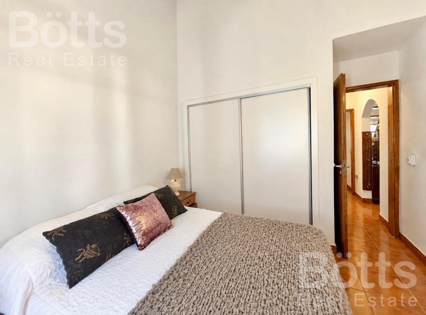 Foto de Casa en Venta en Country Banco Provincia con fondo al arroyo, imagen 1
