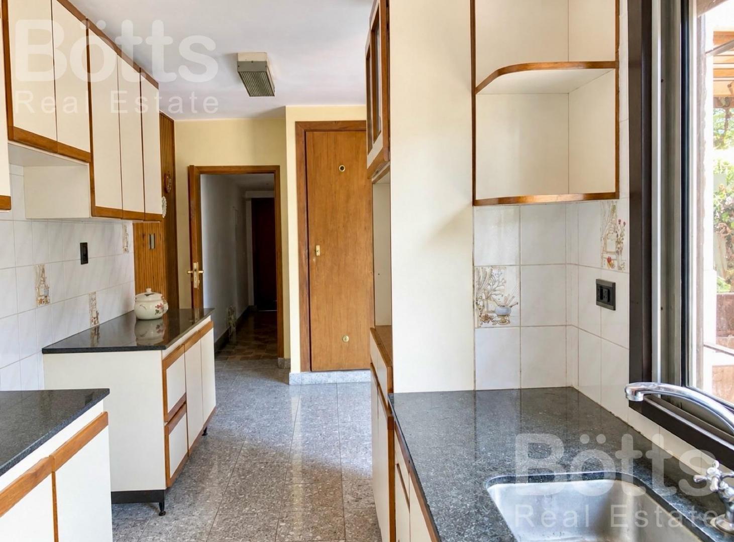 Foto de Venta Excelente Casa en la mejor zona de Castelar, imagen 3