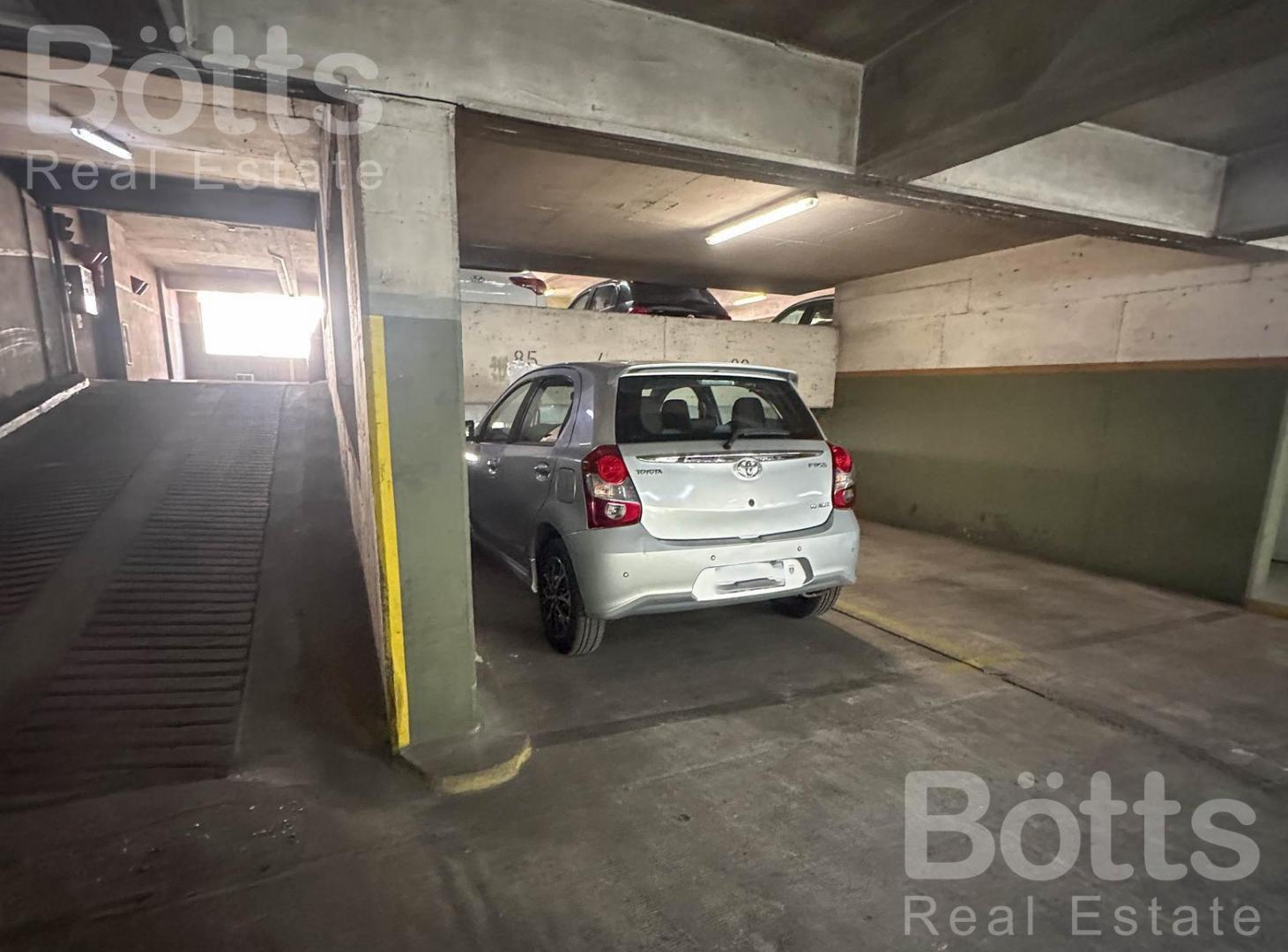 Foto de Cochera en VENTA en Amenábar al 1500, imagen 1