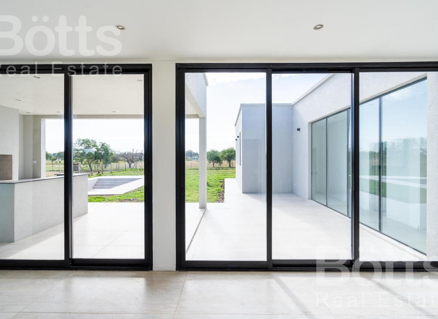 Foto de VENTA - ALQUILER Casa en Medal Country club, imagen 4